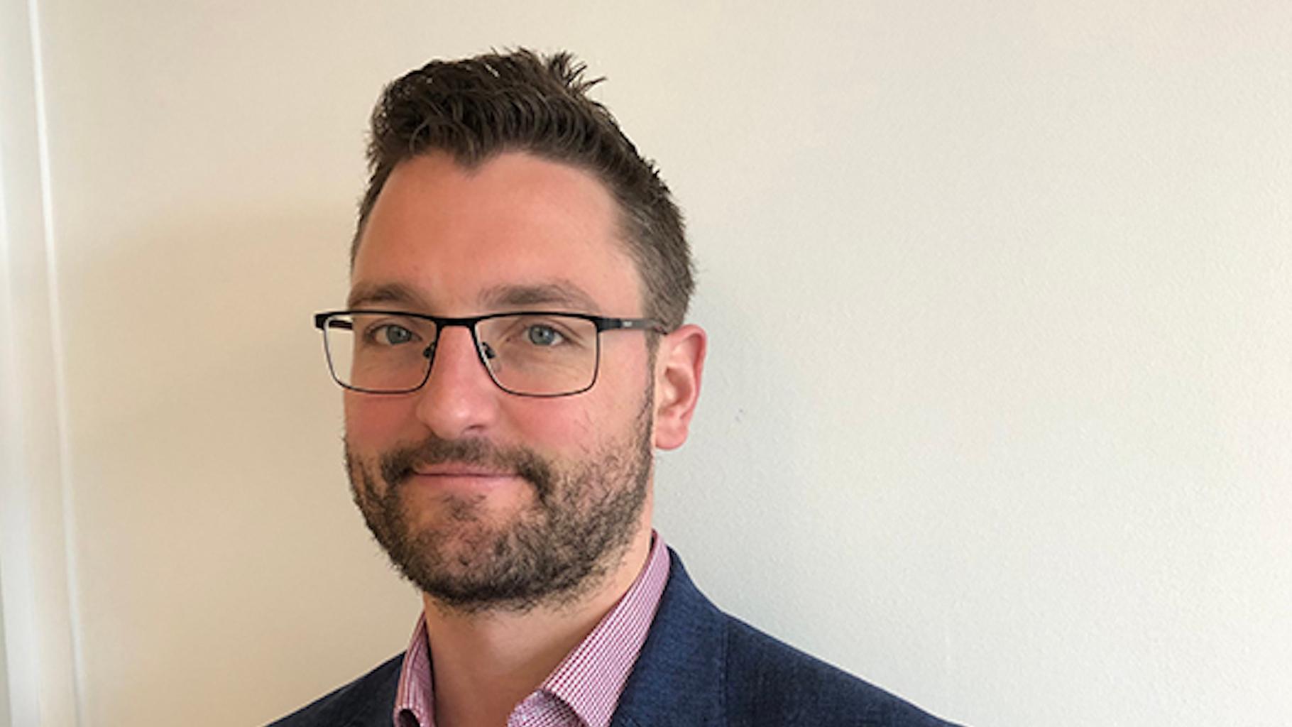 Under the Radar with Adam Lloyds
